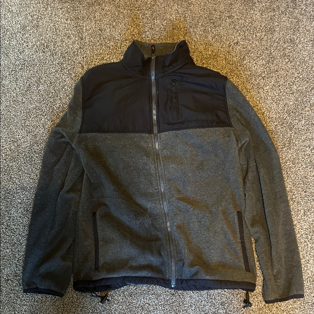 Aeropostale Men's Black and Gray Performance Jacket